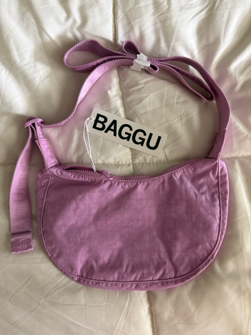 BAGGU Peony Crescent Bag